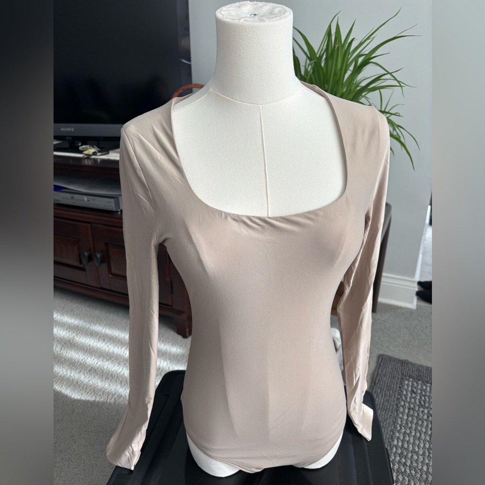 Abercrombie Seamless Long sleeve Bodysuit